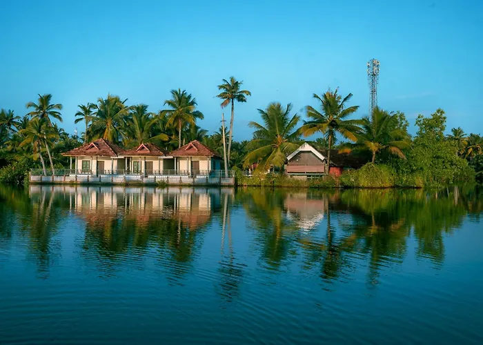 Munroe Island Lake Resort Mundrothuruth
