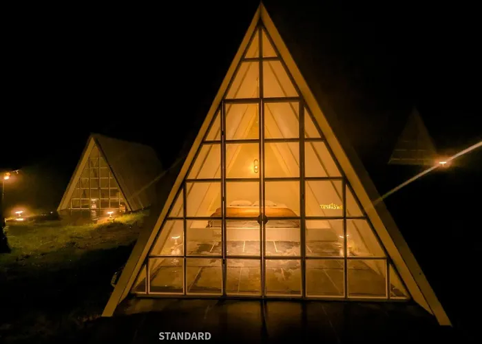 Cox Cargill Hotel Vattavada