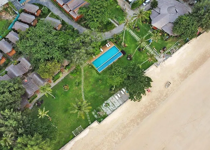 Anyavee Krabi Beach Resort Klong Muang Beach