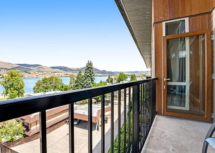 Chelan Resort Suites