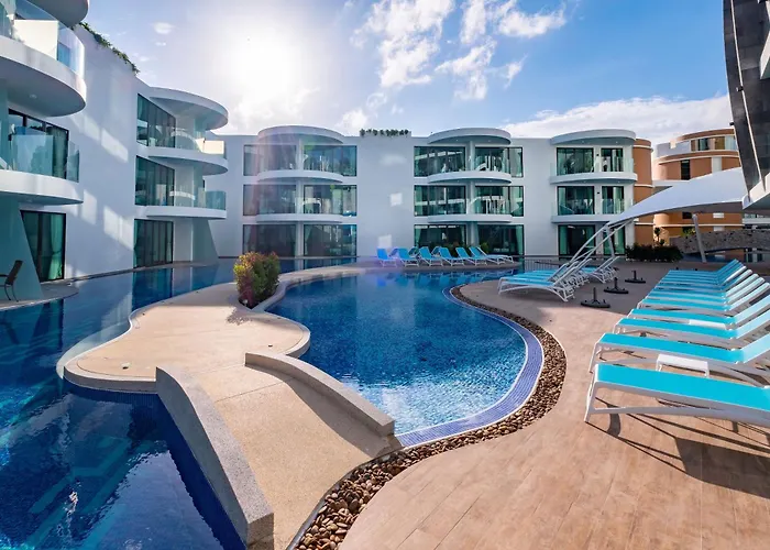 Lets Phuket Twin Sands Resort & Spa Patong