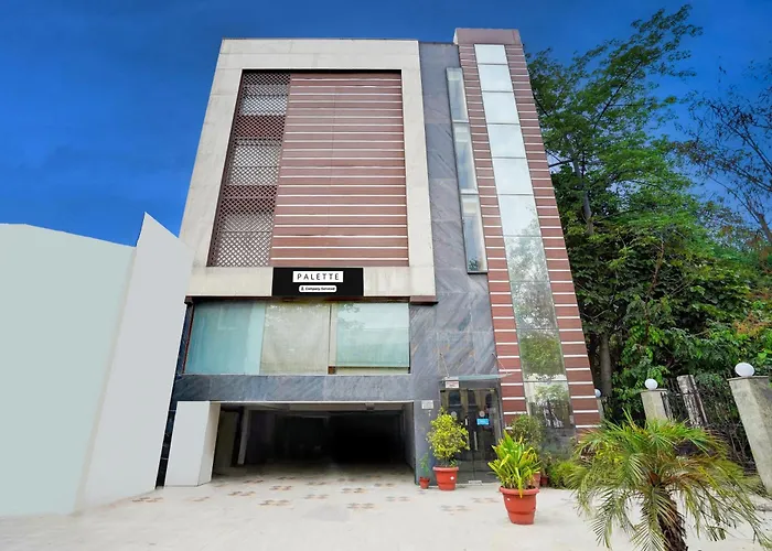 Palette By Checkin Royal Retreat Delhi Formerly Imperial Villas New Delhi