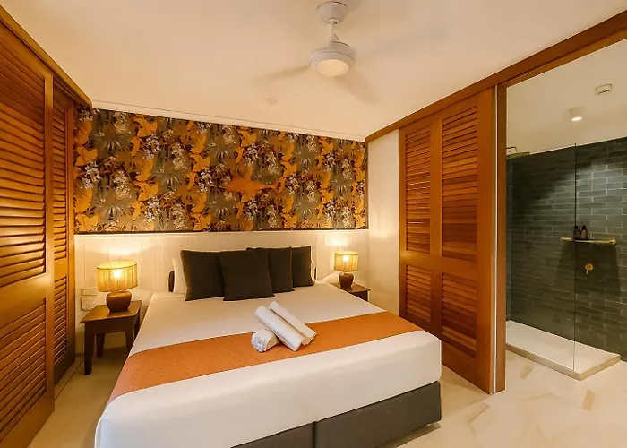 Hibiscus Resort & Spa - Official Onsite Reception & Check In Port Douglas