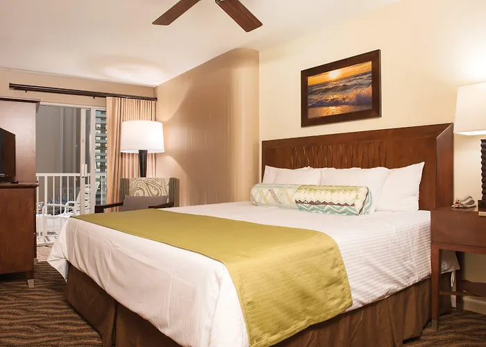 Club Wyndham At Waikiki Beach Walk Honolulu