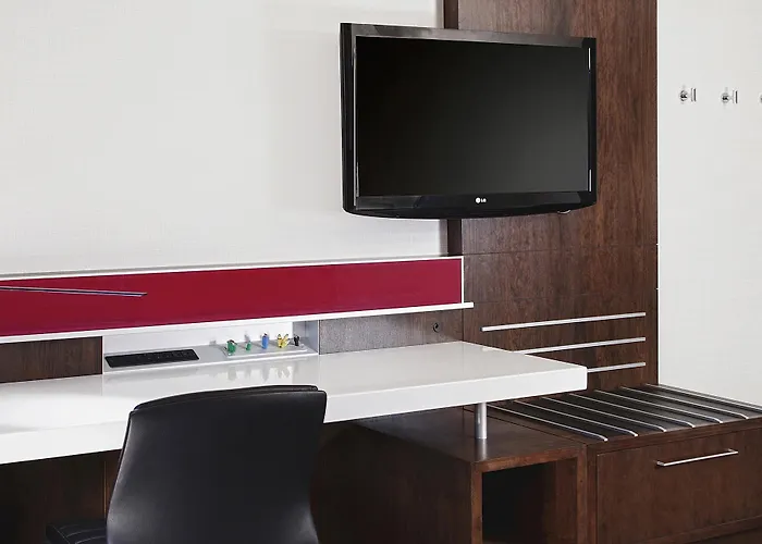 Delta Hotels By Marriott Victoria Ocean Pointe Resort