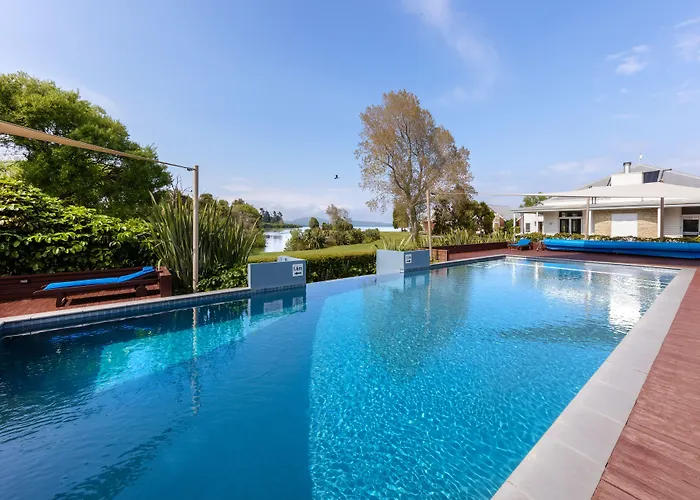 Ramada Resort By Wyndham Rotorua Marama