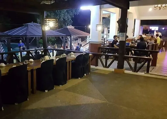 Woodland Hotel Angeles