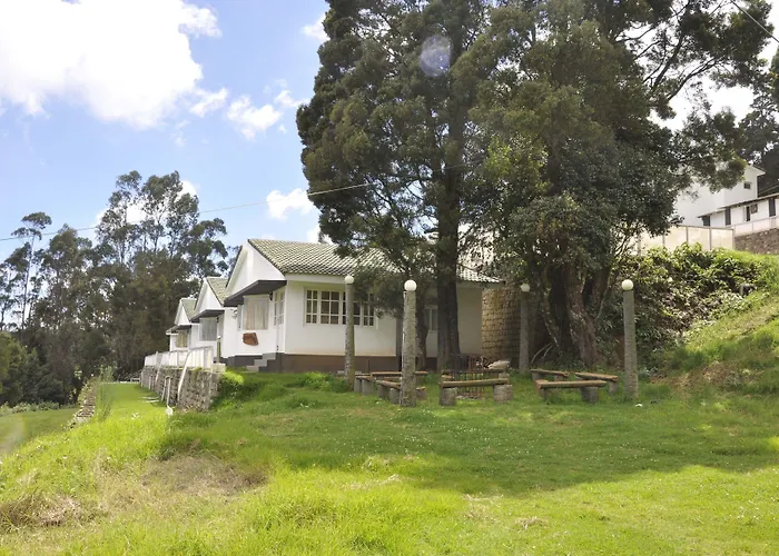 Sabol Holiday Resort Ooty
