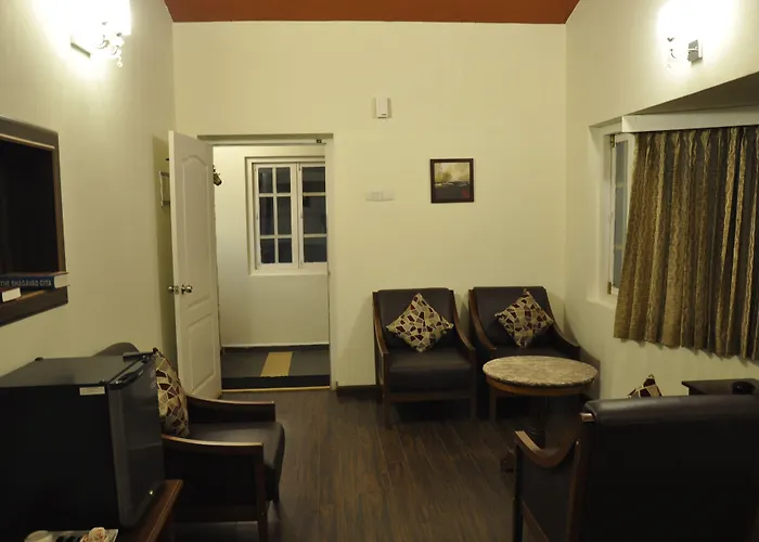 Sabol Holiday Resort Ooty