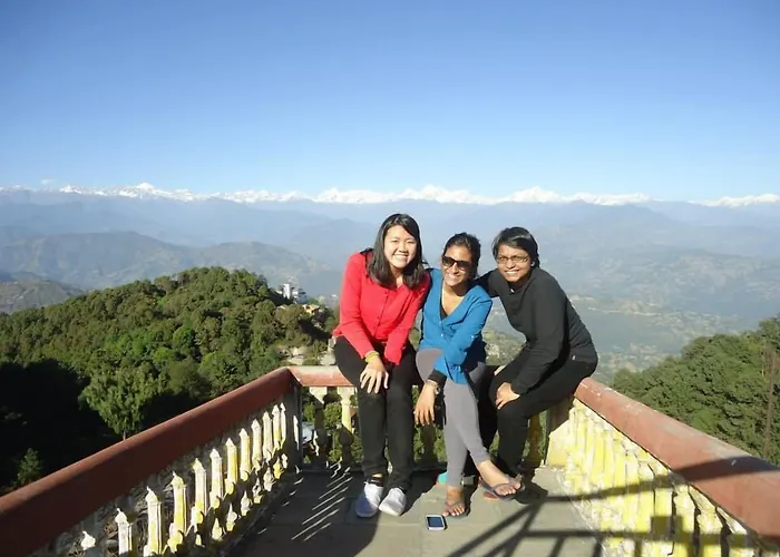 Peaceful Cottage & Cafe Du Mont Nagarkot