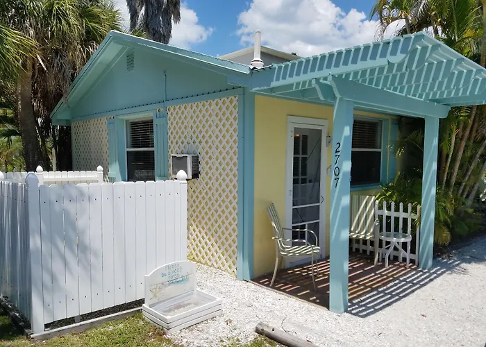 Cedar Cove Resort & Cottages Holmes Beach