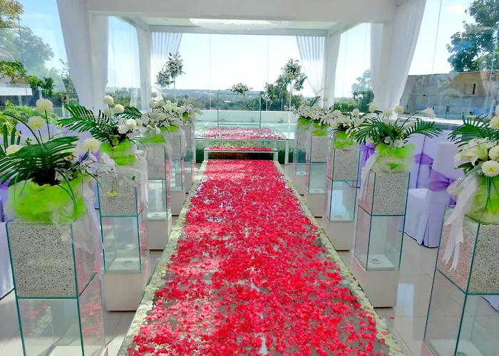 Luxotic Private Villa And Resort Nusa Dua 