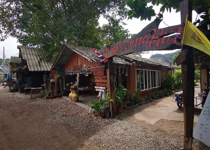 Pp Red Tuna Hut Ko Phi Phi