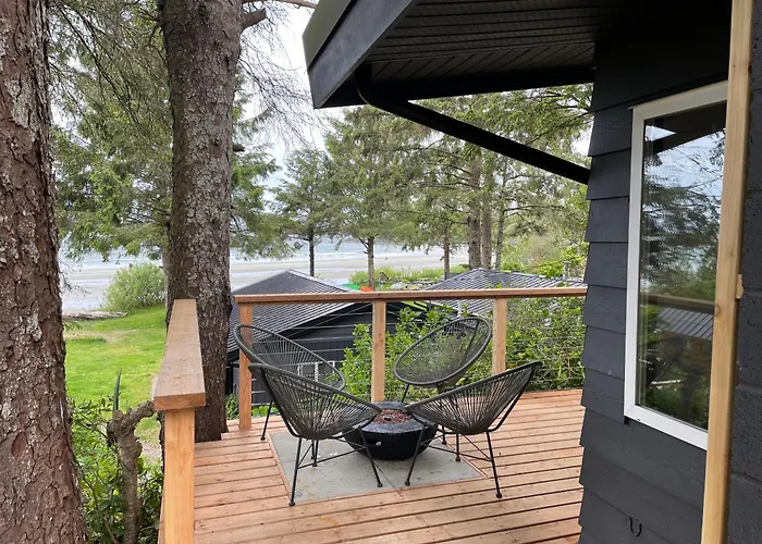 Mackenzie Beach Resort Tofino