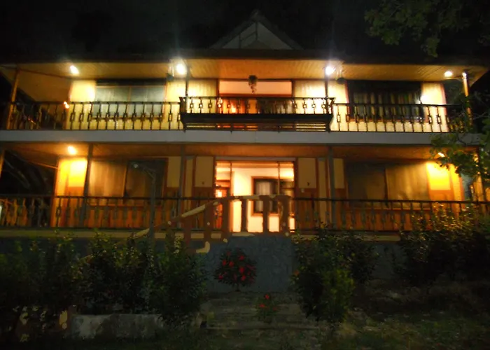 Orange Pearl Beach Resort El Nido