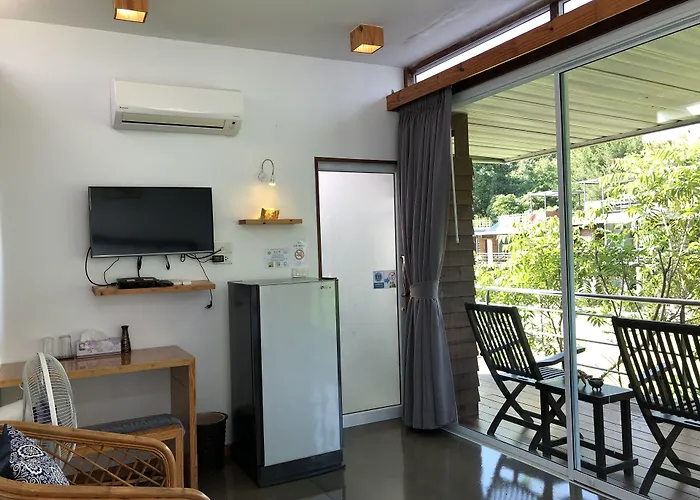 Baan Boom Boxes Eco Friendly Resort Mae Nam