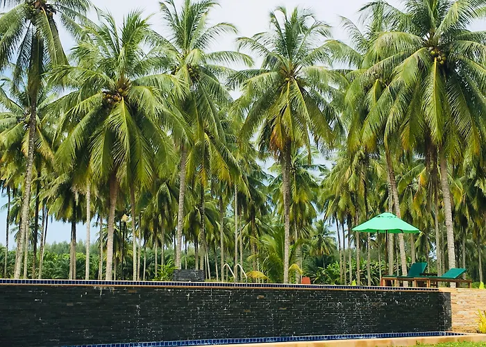 Khao Lak Golden Coconut Hotel