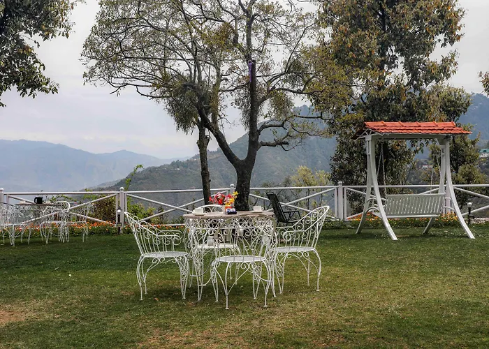 The Mountain Quail Hotel Mussoorie
