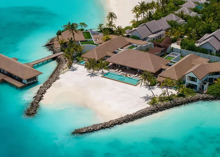 Hilton Maldives Amingiri Resort & Spa Male