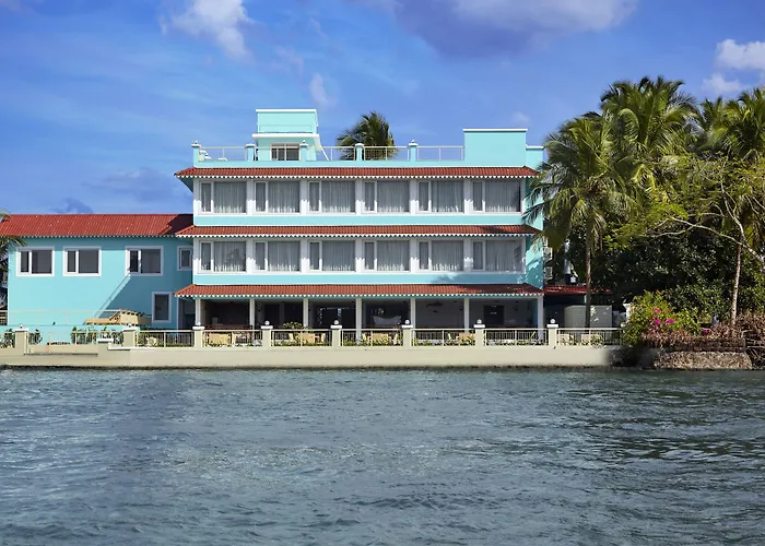 Indy Waterfront Resort Cavelossim