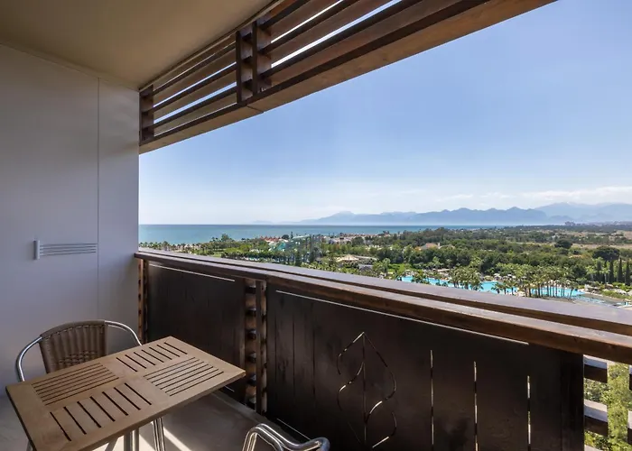 Nirvana Cosmopolitan Hotel - Convention & Sports Center Antalya
