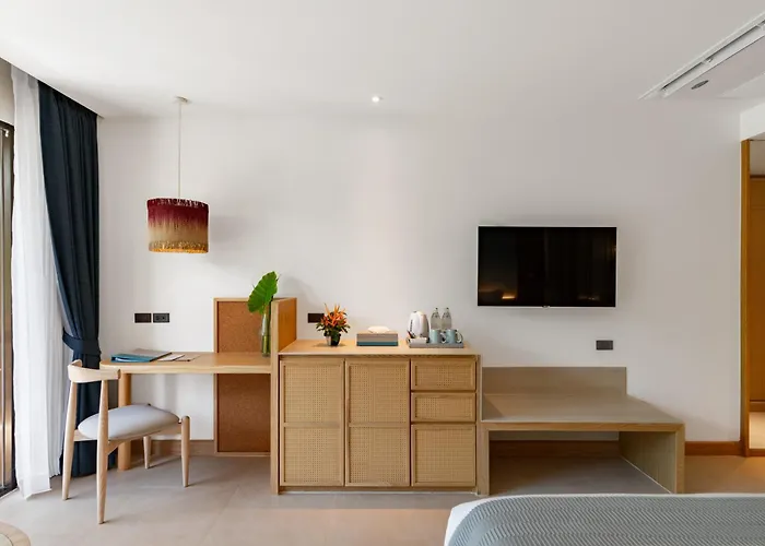 Apsara Beachfront Resort & Villa Khao Lak