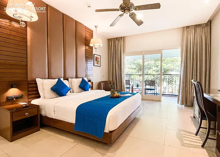 Acron Waterfront Resort Baga