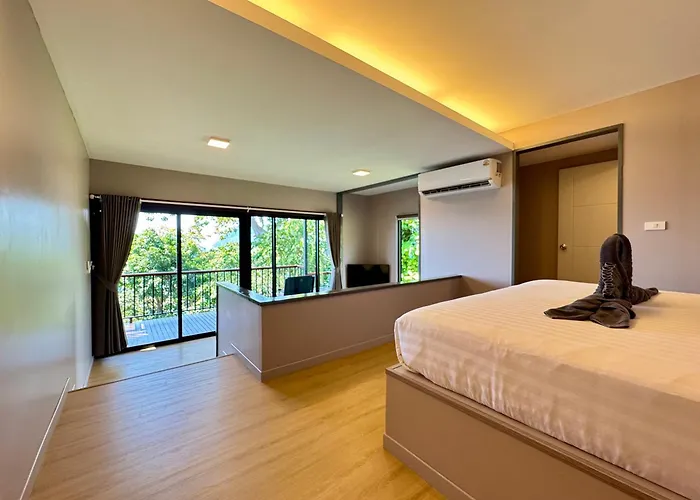 Hip Seaview Resort @ Phi Phi