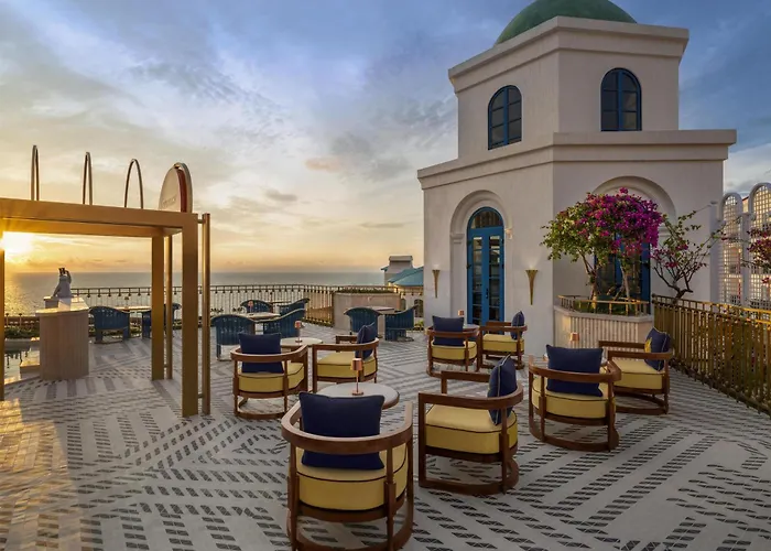 La Festa Phu Quoc, Curio Collection By Hilton Hotel