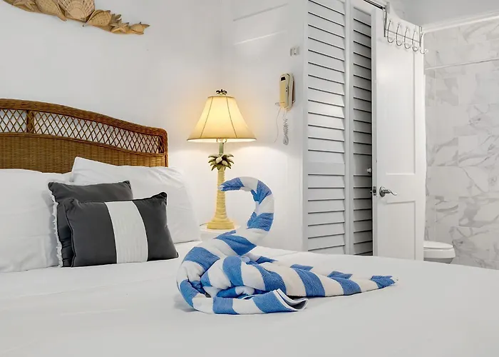 Tropic Terrace Suite #50 - Beachfront Resort St. Pete Beach