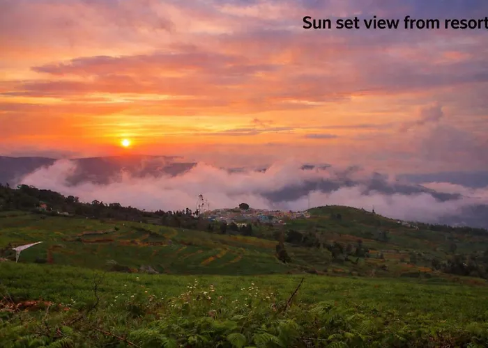 The Bowers Chalet Private Campfire & Lawn Bbq, Wifi, Breakfast Hill Top 360 Degree View Ooty