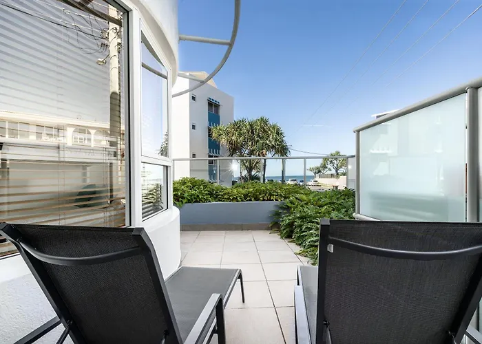 Rolling Surf Resort Caloundra