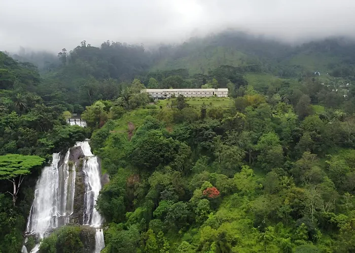 Hunas Falls Kandy
