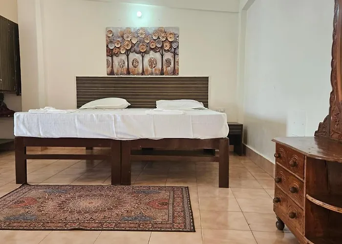 Saritas Guest House - Bogmalo Beach