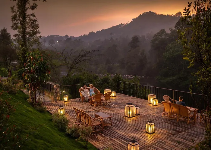 Blanket Riverside Resort And Spa Munnar