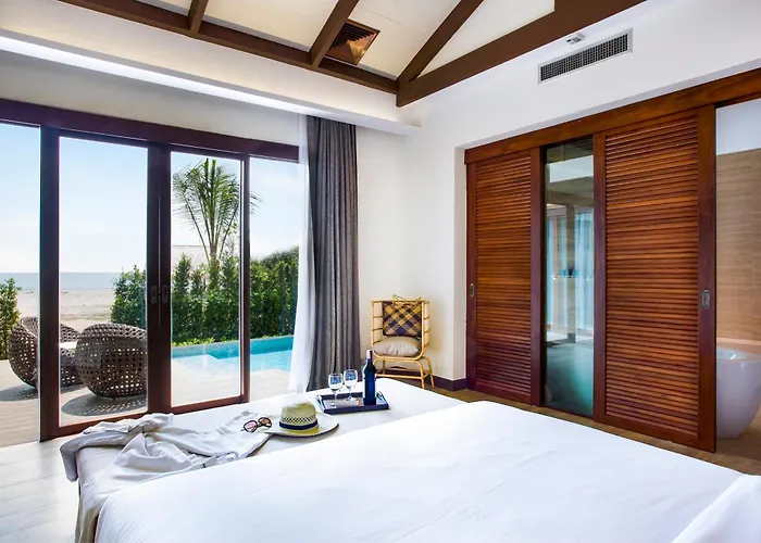 Triple Tree Beach Resort Cha-Am