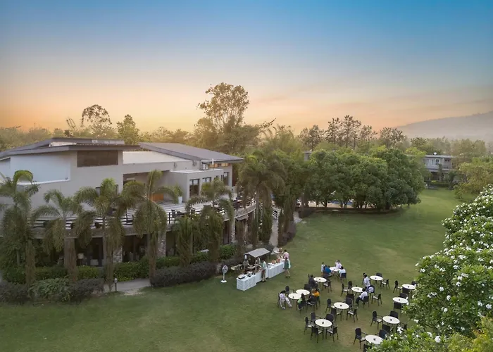 The Golden Tusk By Ivory Destinations Hotel Ramnagar 