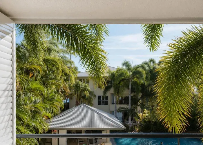 Cayman Villas Port Douglas