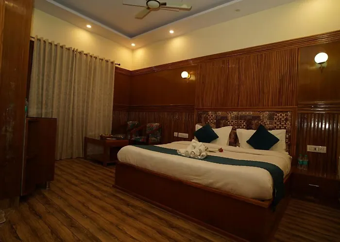 Vasant Corbett Resort Ramnagar 