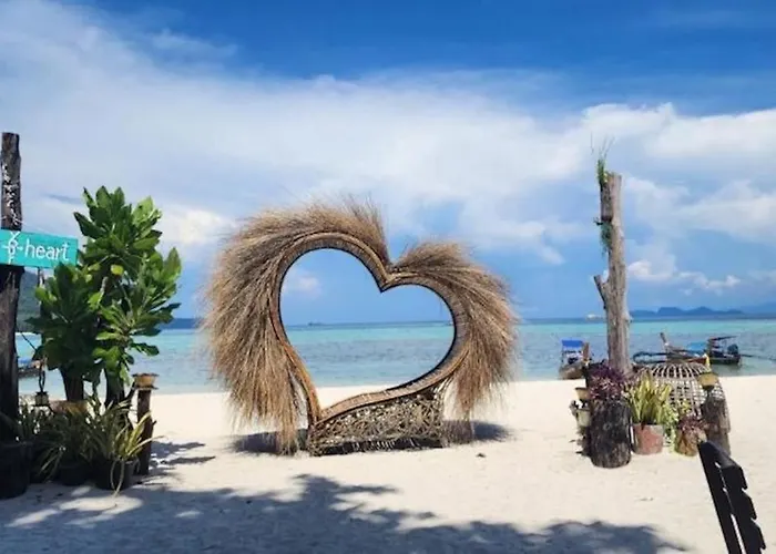 Lipe Beach Resort