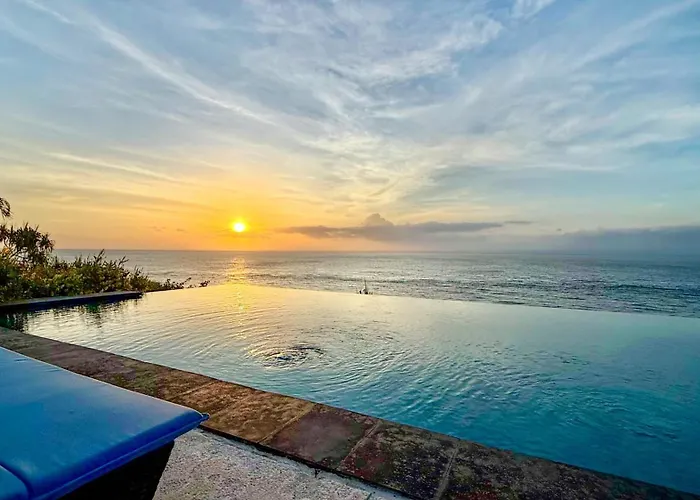 The Point Resort Lembongan