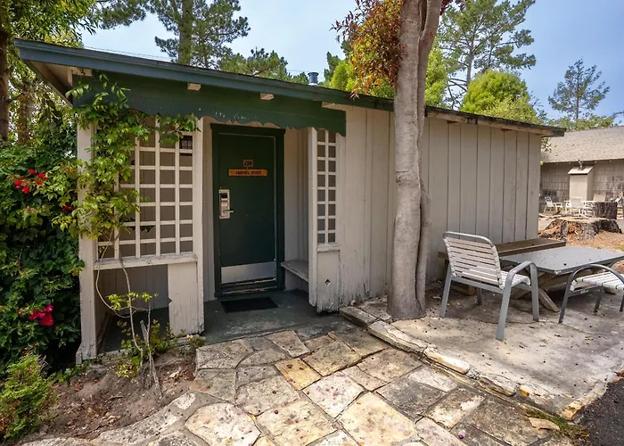Carmel Resort Inn