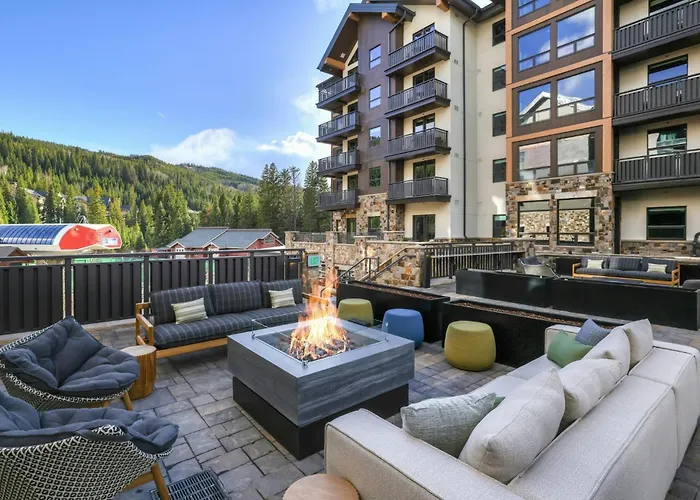 Kindred Resort, A Rockresort Keystone