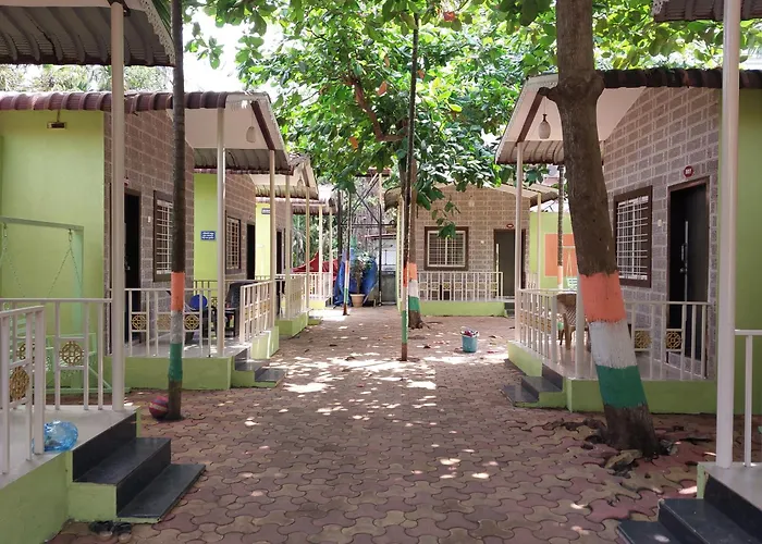 Royal Beach Resort Diveagar