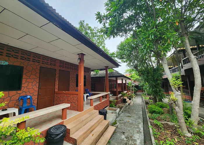 Coral Resort & Bungalows Haad Rin