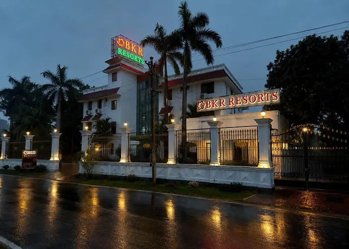 Bkr Resort Kuttalam 