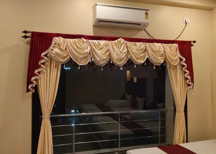 Resort Saikat Saranya Mandarmani