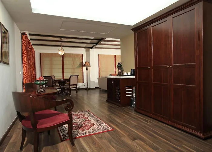 Hotel Rock Manali -A Unit Of Akhnoor Hotels Pvt Ltd