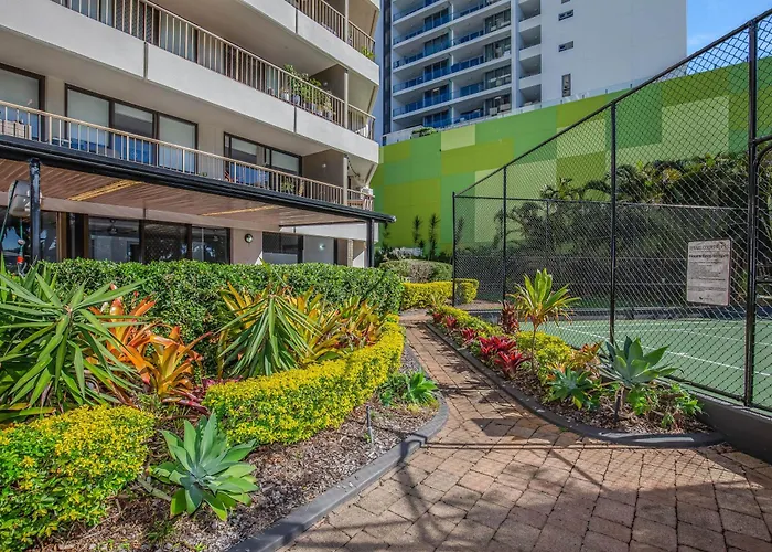 Palmerston Tower On Southport Broadwater Gold Coast