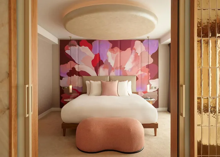 The Botree London, Curio Collection By Hilton Hotel